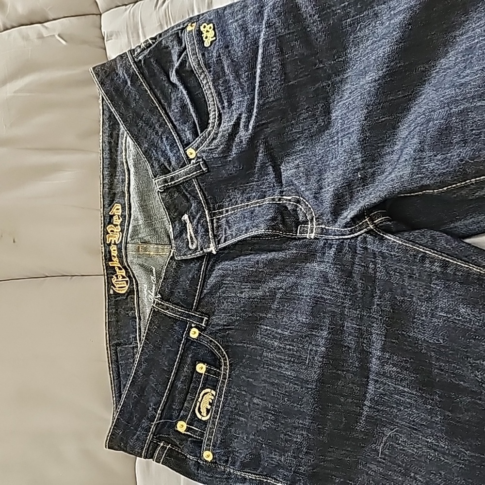Echo Red Jeans. New size 9 Dark blue never worn